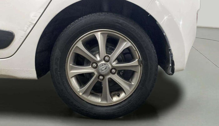 2016 Hyundai Grand i10 ASTA (O) AT 1.2 KAPPA VTVT, CNG, Automatic, 66,779 km, Left Rear Wheel