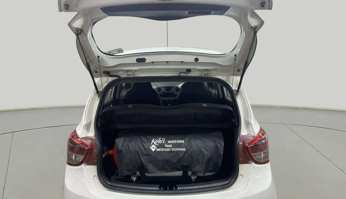 2016 Hyundai Grand i10 ASTA (O) AT 1.2 KAPPA VTVT, CNG, Automatic, 66,779 km, Boot Open Zoomed View