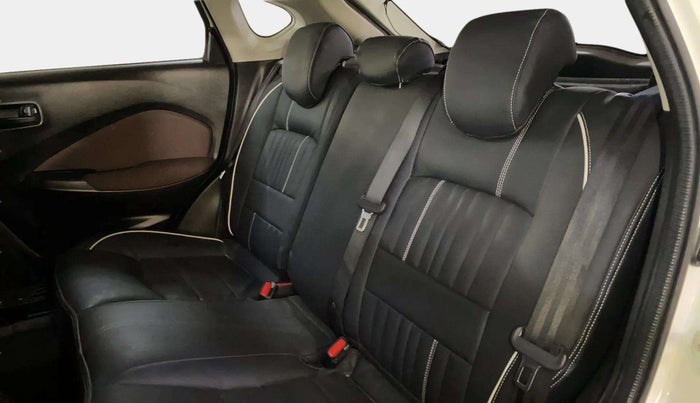 2023 Maruti FRONX DELTA PLUS 1.0 TURBO MT, Petrol, Manual, 24,388 km, Right Side Rear Door Cabin