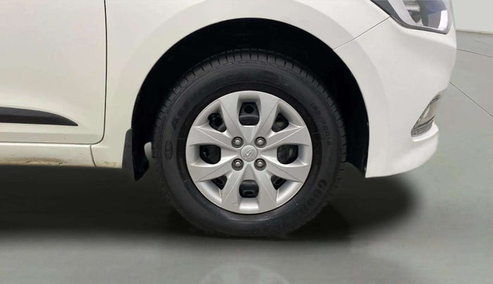 2017 Hyundai Elite i20 SPORTZ 1.2, Petrol, Manual, 7,463 km, Right Front Wheel