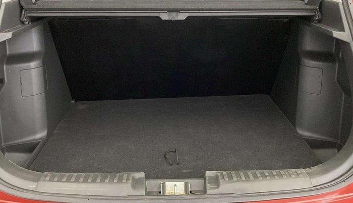 2018 Maruti Vitara Brezza VDI (O), Diesel, Manual, 24,838 km, Boot Inside