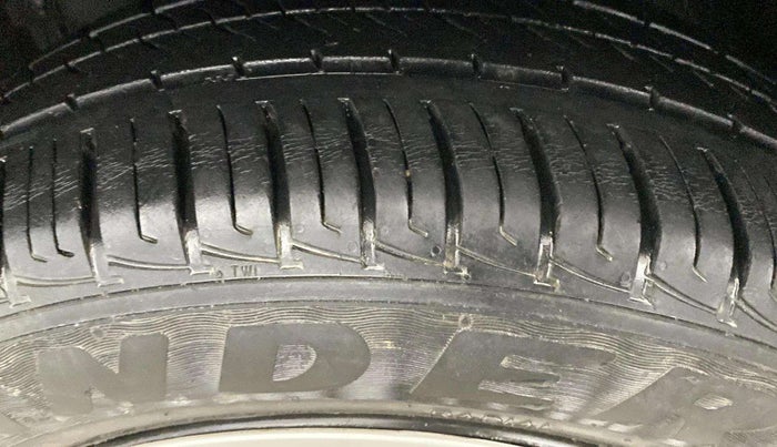2018 Maruti Vitara Brezza VDI (O), Diesel, Manual, 24,838 km, Left Rear Tyre Tread