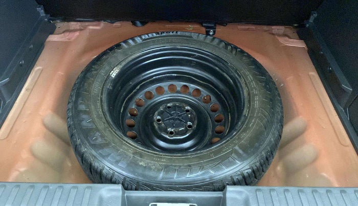 2018 Maruti Vitara Brezza VDI (O), Diesel, Manual, 24,838 km, Spare Tyre