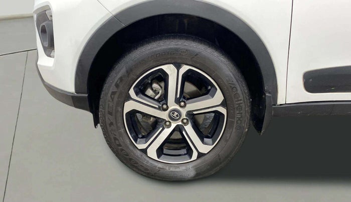2022 Tata NEXON XZ PLUS PETROL, Petrol, Manual, 39,976 km, Left Front Wheel