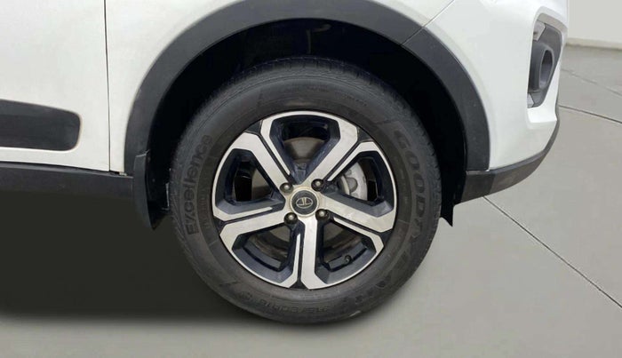 2022 Tata NEXON XZ PLUS PETROL, Petrol, Manual, 39,976 km, Right Front Wheel