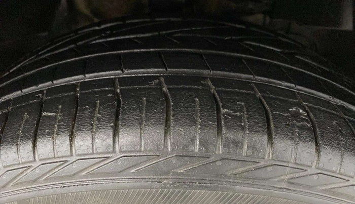 2022 Tata NEXON XZ PLUS PETROL, Petrol, Manual, 39,976 km, Right Front Tyre Tread