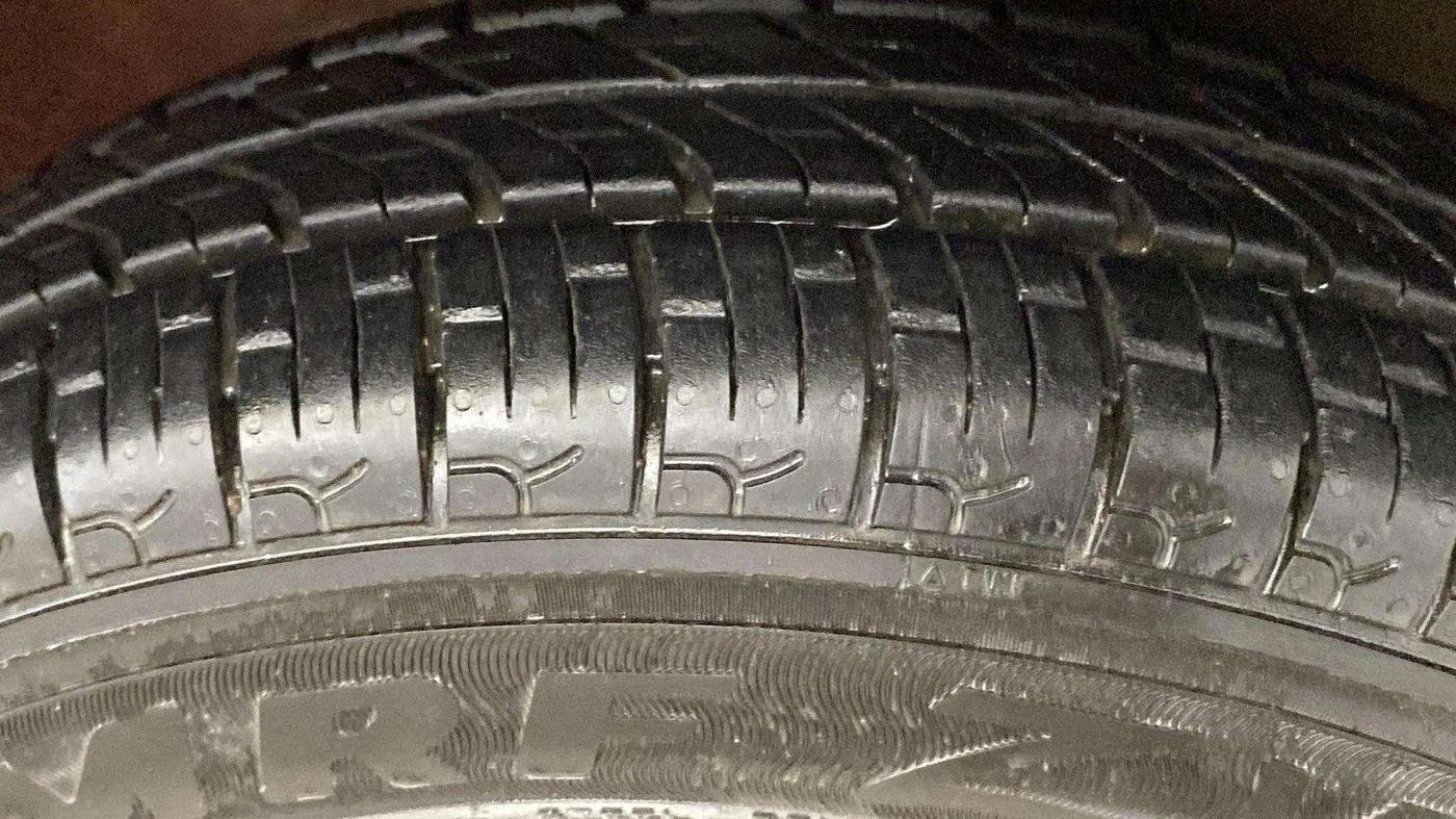 2014 Maruti Alto 800 LXI, Petrol, Manual, 49,529 km, Right Rear Tyre Tread