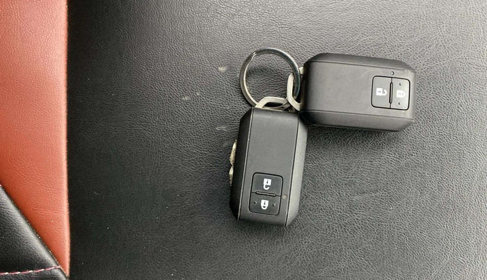 2021 Maruti Baleno ZETA PETROL 1.2, Petrol, Manual, 31,537 km, Key Close Up