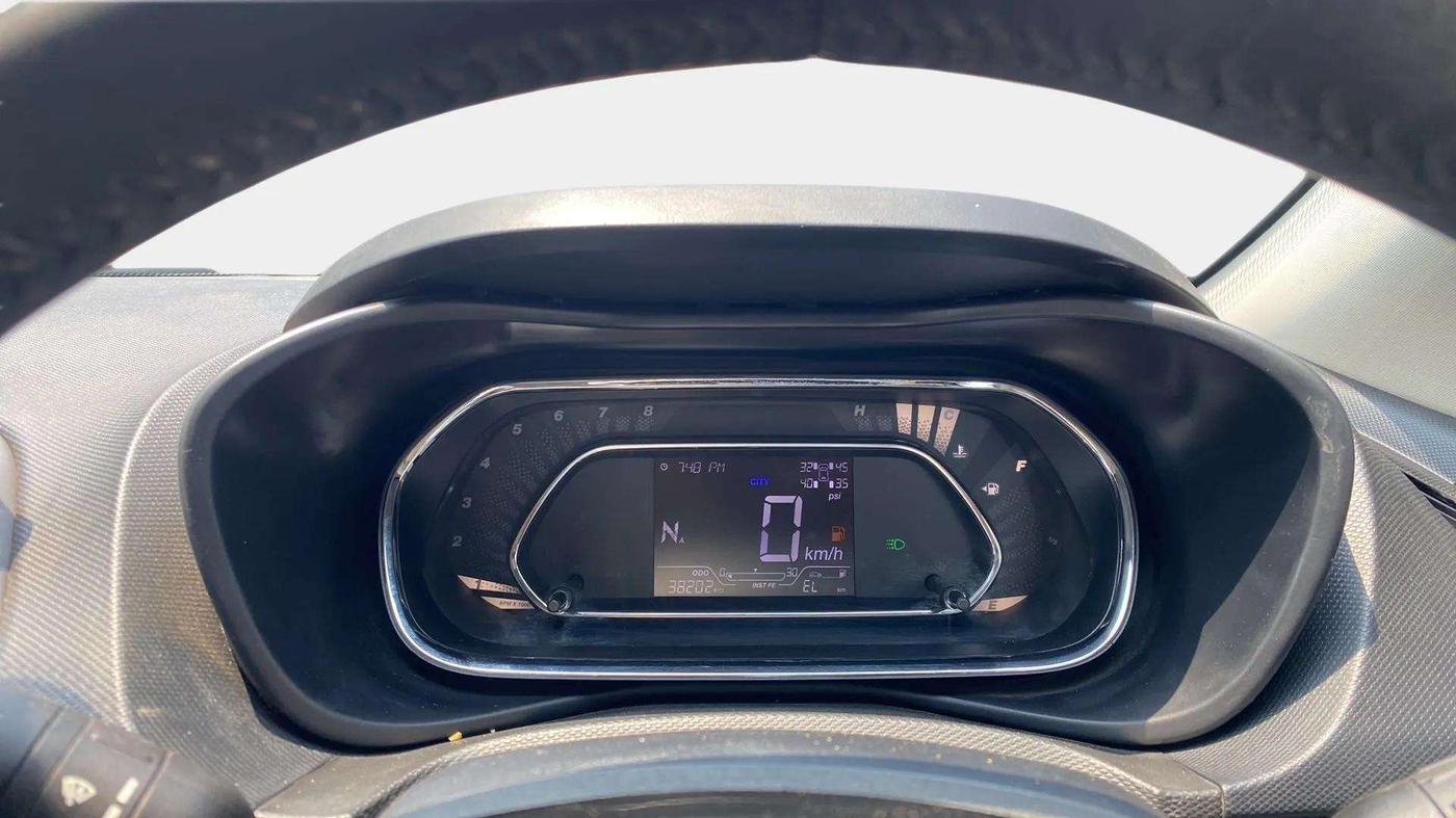 2023 Tata NEXON XZA PLUS SUNROOF PETROL, Petrol, Automatic, 38,224 km, Odometer Image