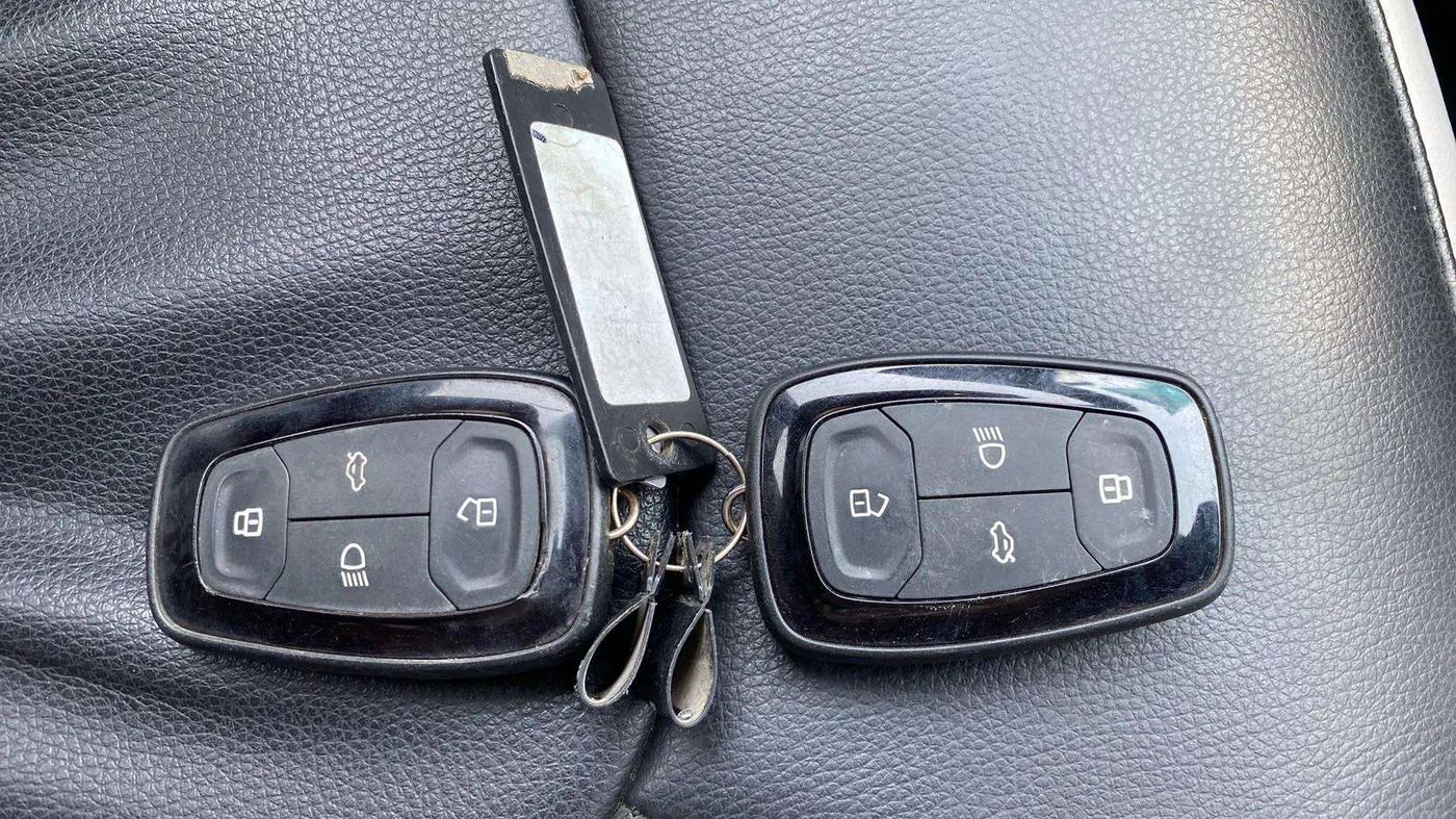 2023 Tata NEXON XZA PLUS SUNROOF PETROL, Petrol, Automatic, 38,224 km, Key Close Up