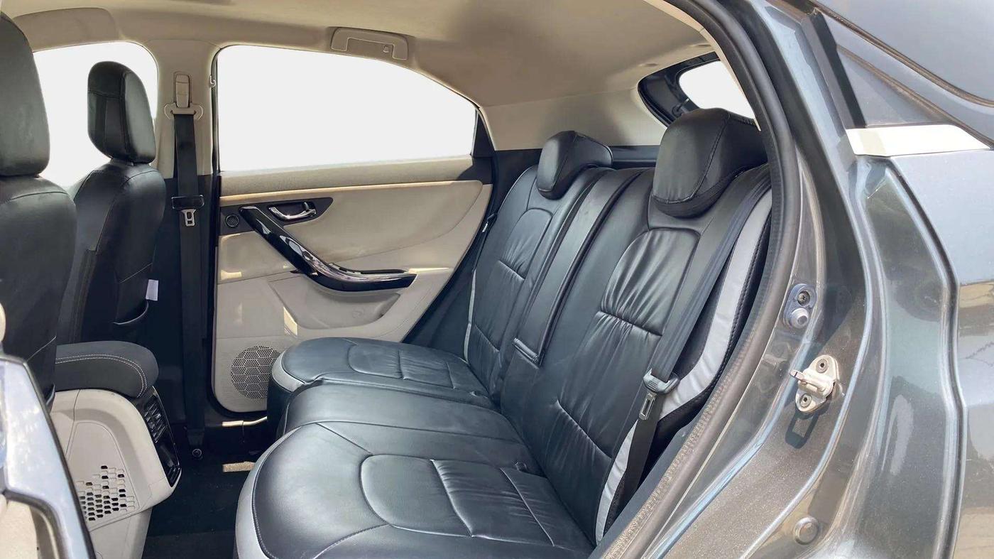2023 Tata NEXON XZA PLUS SUNROOF PETROL, Petrol, Automatic, 38,224 km, Right Side Rear Door Cabin