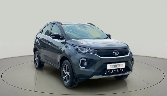 2023 Tata NEXON XZA PLUS SUNROOF PETROL, Petrol, Automatic, 38,182 km, Right Front Diagonal