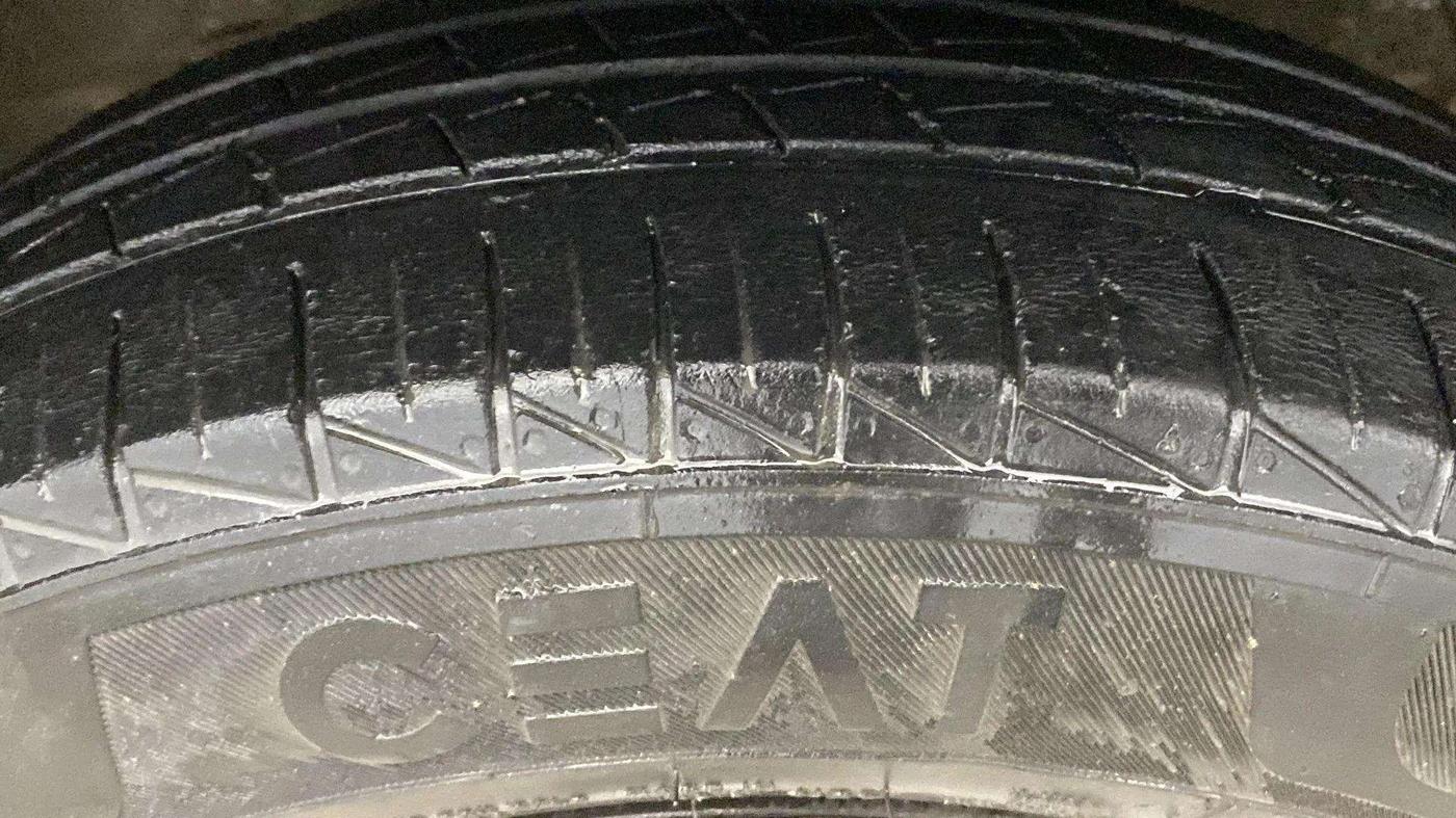 2022 Maruti Alto LXI O, Petrol, Manual, 29,946 km, Left Rear Tyre Tread
