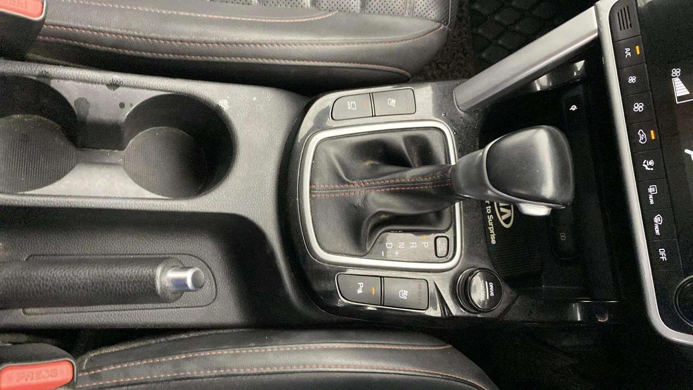 2021 KIA SELTOS GTX PLUS AT 1.5 DIESEL, Diesel, Automatic, 87,376 km, Gear Lever