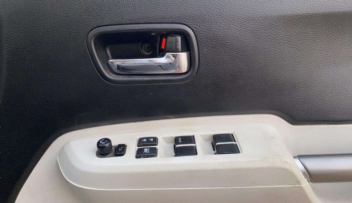 2021 Maruti IGNIS ZETA 1.2, Petrol, Manual, 74,707 km, Driver Side Door Panels Control