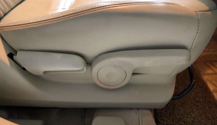 2022 Maruti Ciaz ALPHA 1.5 SHVS PETROL, Petrol, Manual, 43,208 km, Driver Side Adjustment Panel