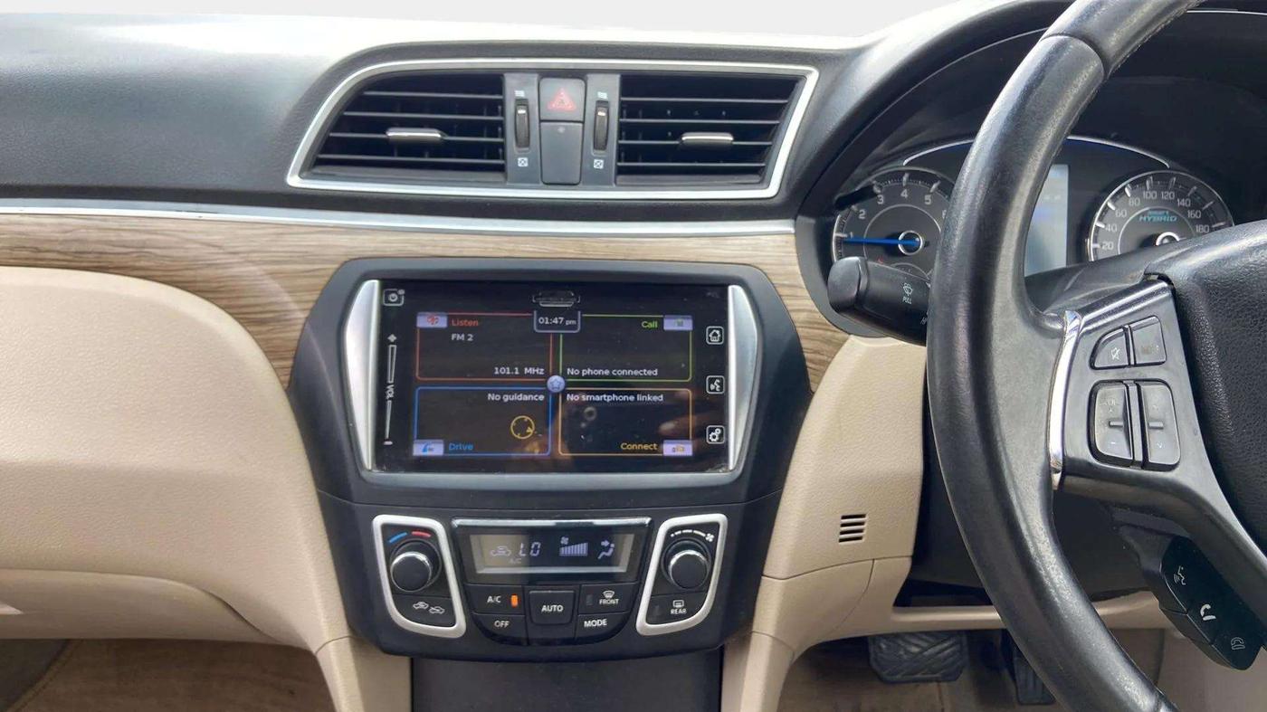 2019 Maruti Ciaz ALPHA  AT 1.5 SHVS PETROL, Petrol, Automatic, 86,117 km, Air Conditioner