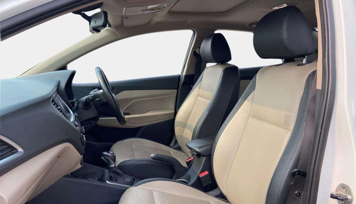 2018 Hyundai Verna 1.6 VTVT SX (O) AT, Petrol, Automatic, 54,366 km, Right Side Front Door Cabin