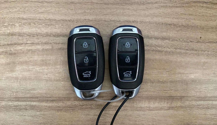 2018 Hyundai Verna 1.6 VTVT SX (O) AT, Petrol, Automatic, 54,366 km, Key Close Up
