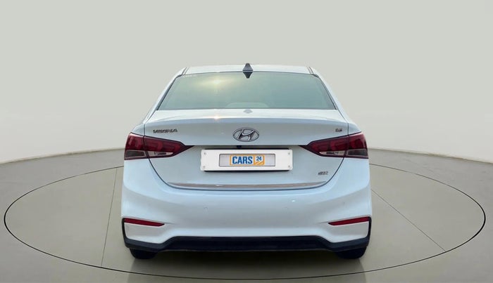 2018 Hyundai Verna 1.6 VTVT SX (O) AT, Petrol, Automatic, 54,366 km, Back/Rear