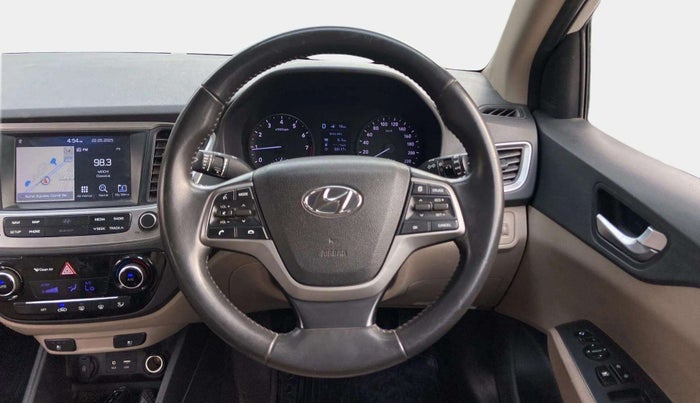 2018 Hyundai Verna 1.6 VTVT SX (O) AT, Petrol, Automatic, 54,366 km, Steering Wheel Close Up