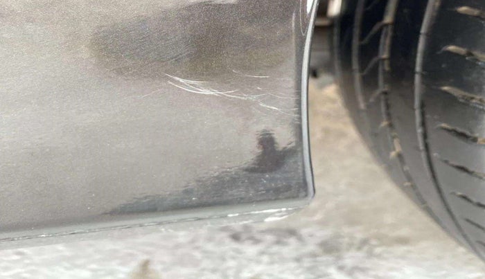 2019 Honda City 1.5L I-VTEC V MT, Petrol, Manual, 95,008 km, Left running board - Slightly dented