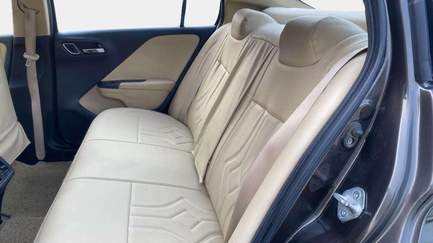 2019 Honda City 1.5L I-VTEC V MT, Petrol, Manual, 95,054 km, Right Side Rear Door Cabin