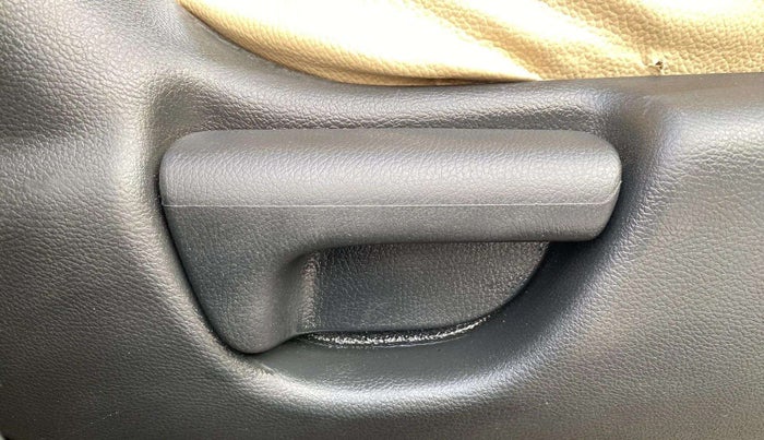 2019 Honda City 1.5L I-VTEC V MT, Petrol, Manual, 95,008 km, Driver Side Adjustment Panel