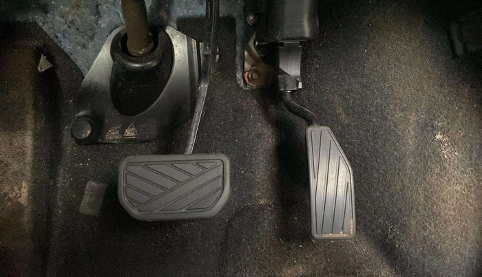 2022 Maruti New Wagon-R ZXI 1.2 AMT, Petrol, Automatic, 19,171 km, Pedals