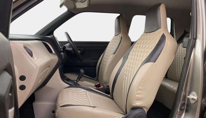 2022 Maruti New Wagon-R ZXI 1.2 AMT, Petrol, Automatic, 19,171 km, Right Side Front Door Cabin