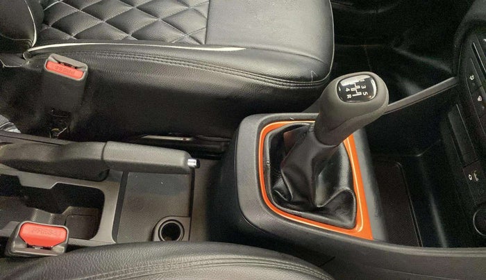 2023 Tata PUNCH ADVENTURE MT, Petrol, Manual, 9,016 km, Gear Lever