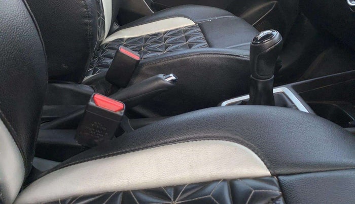2023 Maruti Swift ZXI, Petrol, Manual, 35,753 km, Gear Lever