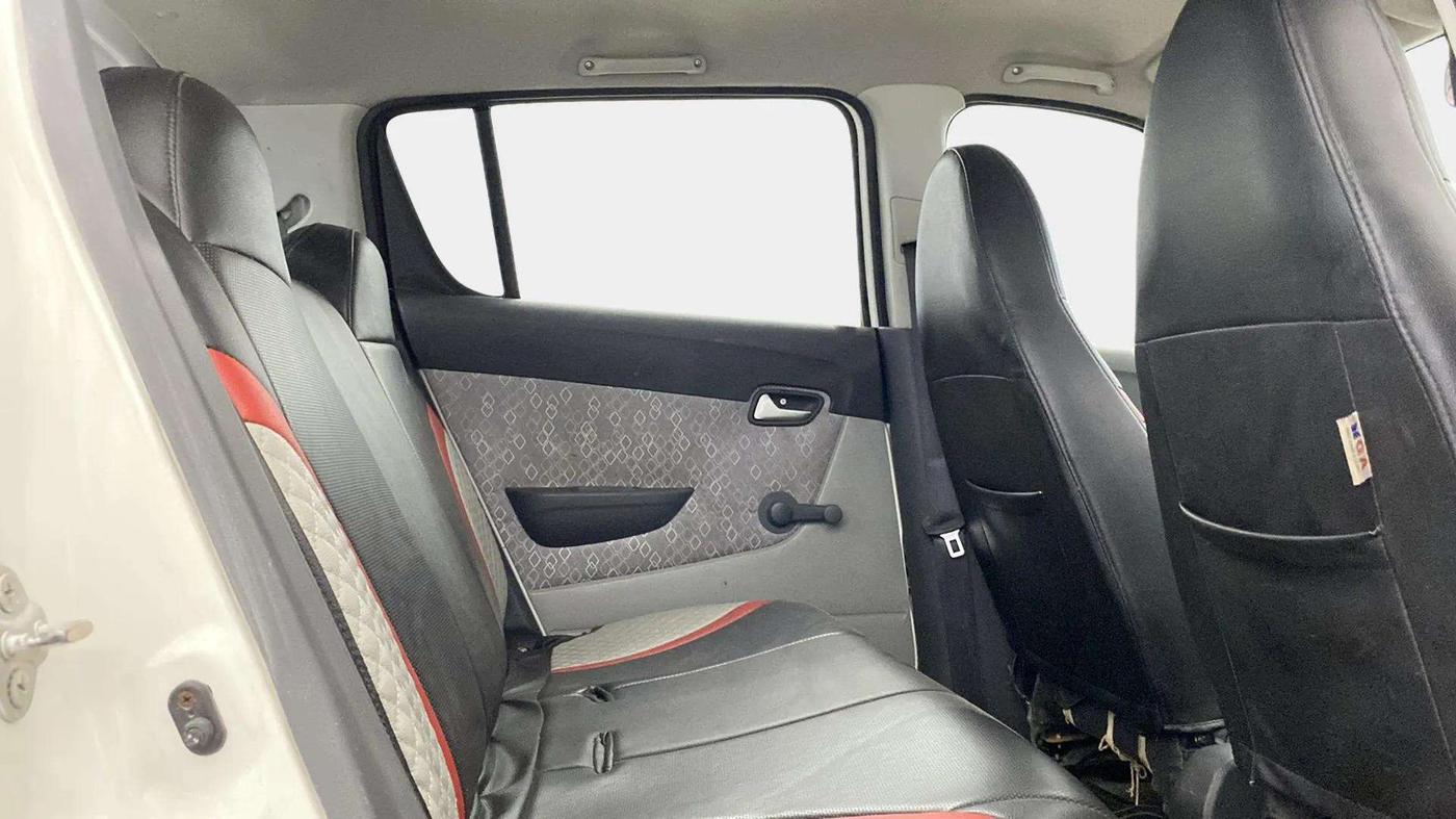 2019 Maruti Alto 800 LXI CNG, CNG, Manual, 63,863 km, Right Side Rear Door Cabin
