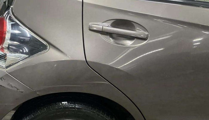 2015 Honda Brio VX AT, Petrol, Automatic, 14,430 km, Right quarter panel - Slightly dented