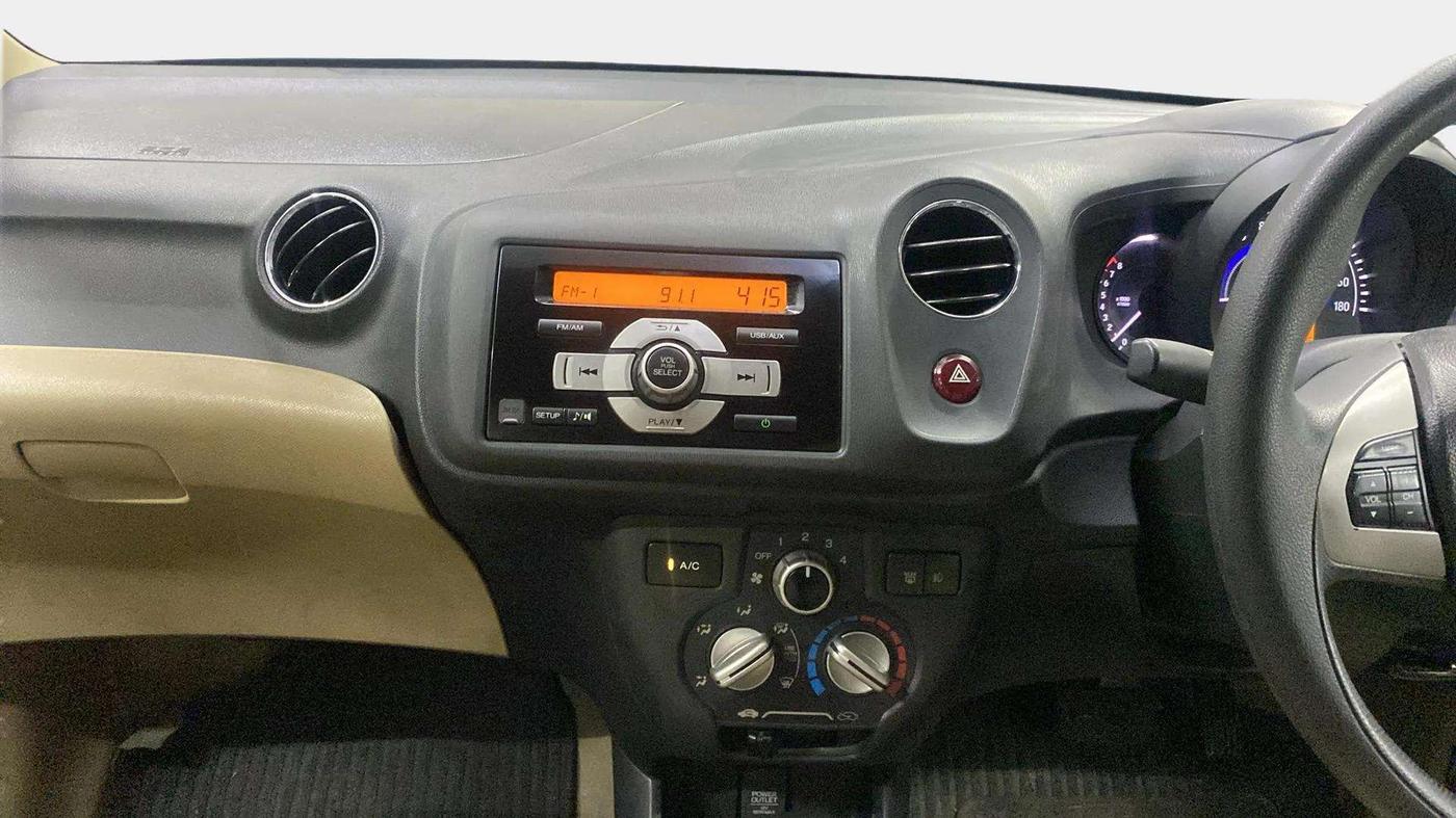 2015 Honda Brio VX AT, Petrol, Automatic, 14,542 km, Air Conditioner