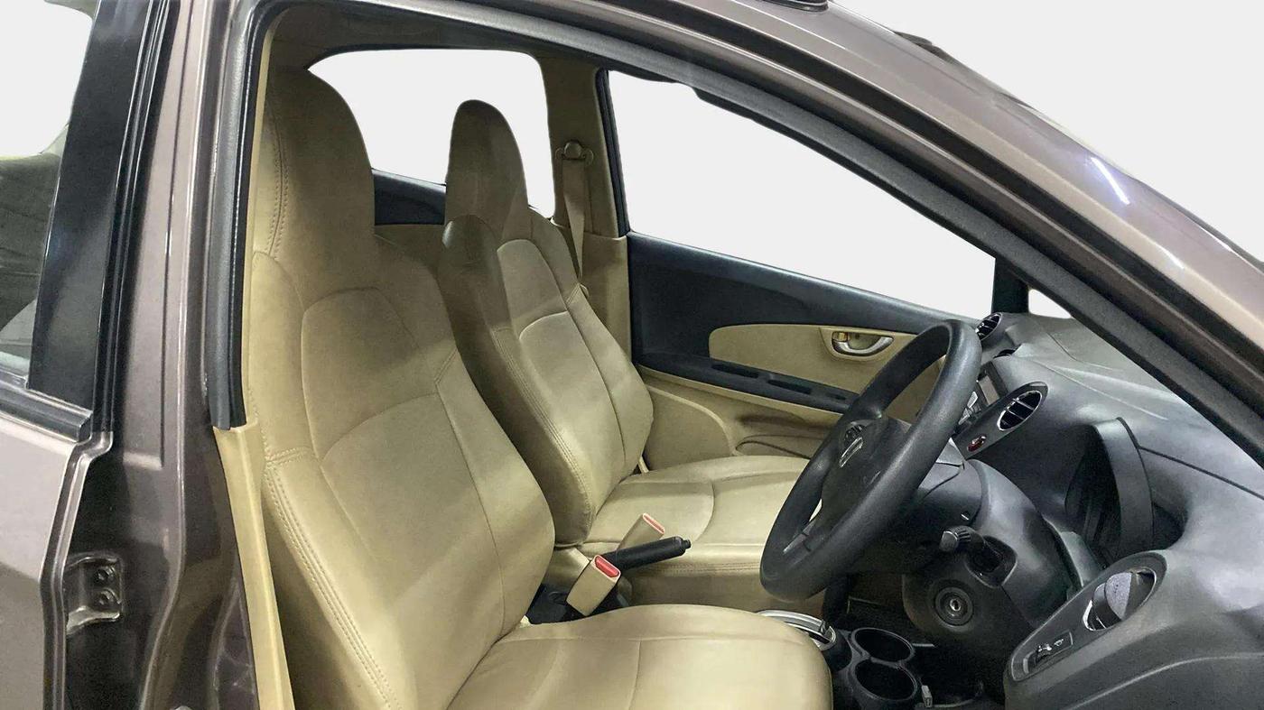 2015 Honda Brio VX AT, Petrol, Automatic, 14,542 km, Right Side Front Door Cabin