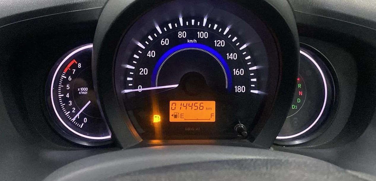 2015 Honda Brio VX AT, Petrol, Automatic, 14,542 km, Odometer Image