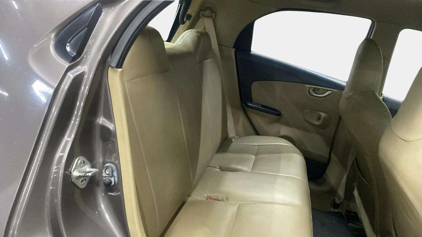 2015 Honda Brio VX AT, Petrol, Automatic, 14,542 km, Right Side Rear Door Cabin