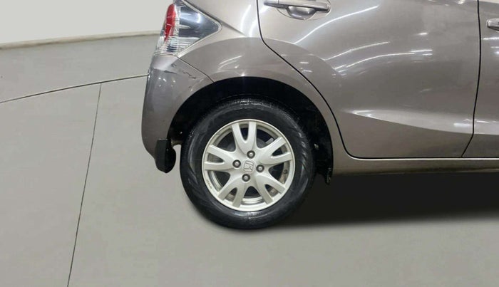2015 Honda Brio VX AT, Petrol, Automatic, 14,430 km, Right Rear Wheel