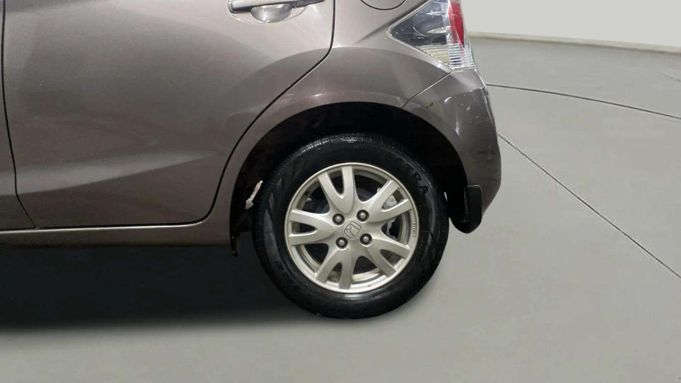 2015 Honda Brio VX AT, Petrol, Automatic, 14,542 km, Left Rear Wheel
