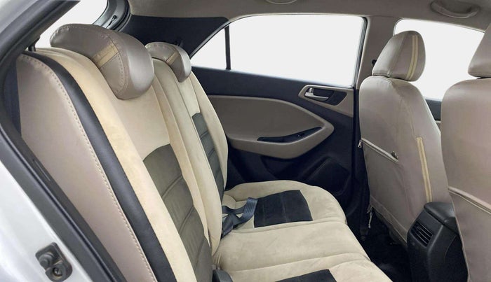 2015 Hyundai Elite i20 ASTA 1.2, Petrol, Manual, 55,673 km, Right Side Rear Door Cabin