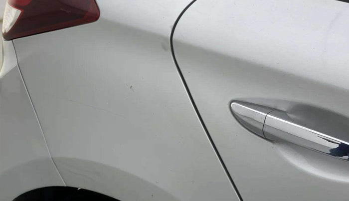2015 Hyundai Elite i20 ASTA 1.2, Petrol, Manual, 55,673 km, Right quarter panel - Minor scratches