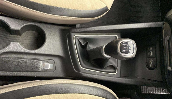 2015 Hyundai Elite i20 ASTA 1.2, Petrol, Manual, 55,673 km, Gear Lever