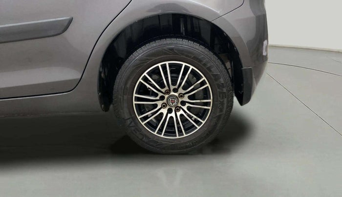 2016 Maruti Swift VXI, Petrol, Manual, 69,873 km, Left Rear Wheel