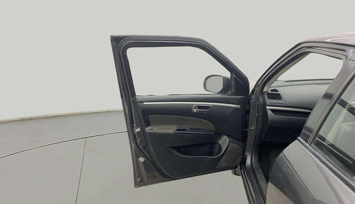 2016 Maruti Swift VXI, Petrol, Manual, 69,873 km, LHS Front Door