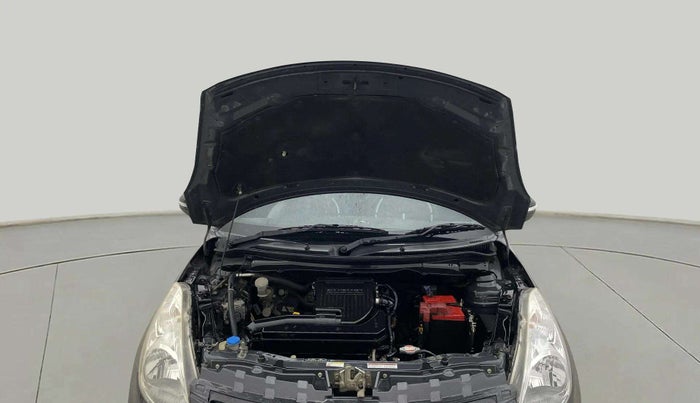 2016 Maruti Swift VXI, Petrol, Manual, 69,873 km, Open Bonet