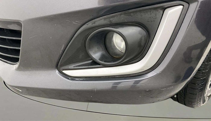 2016 Maruti Swift VXI, Petrol, Manual, 69,873 km, Front bumper - Minor scratches