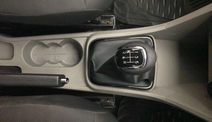 2019 Tata Tiago XZ PLUS PETROL, Petrol, Manual, 30,925 km, Gear Lever