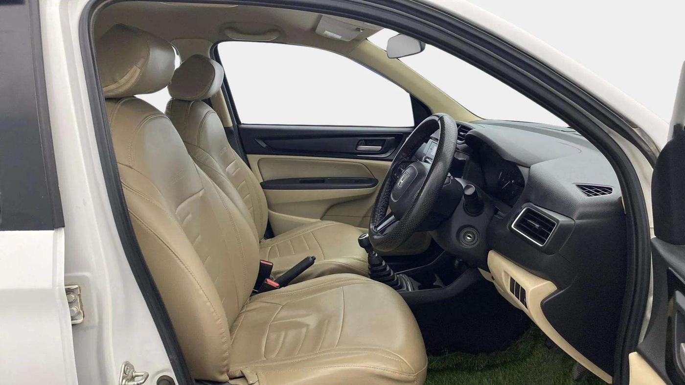 2020 Honda Amaze 1.2L I-VTEC S, Petrol, Manual, 88,049 km, Right Side Front Door Cabin