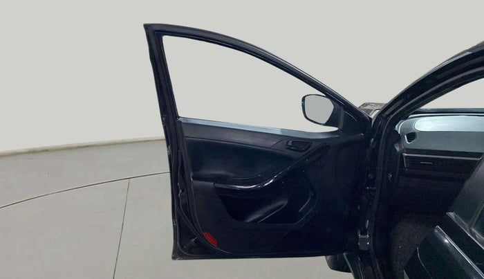2024 Tata NEXON Fearless 1.2 Revotron 7DCA Dark Edition, Petrol, Automatic, 15,938 km, LHS Front Door